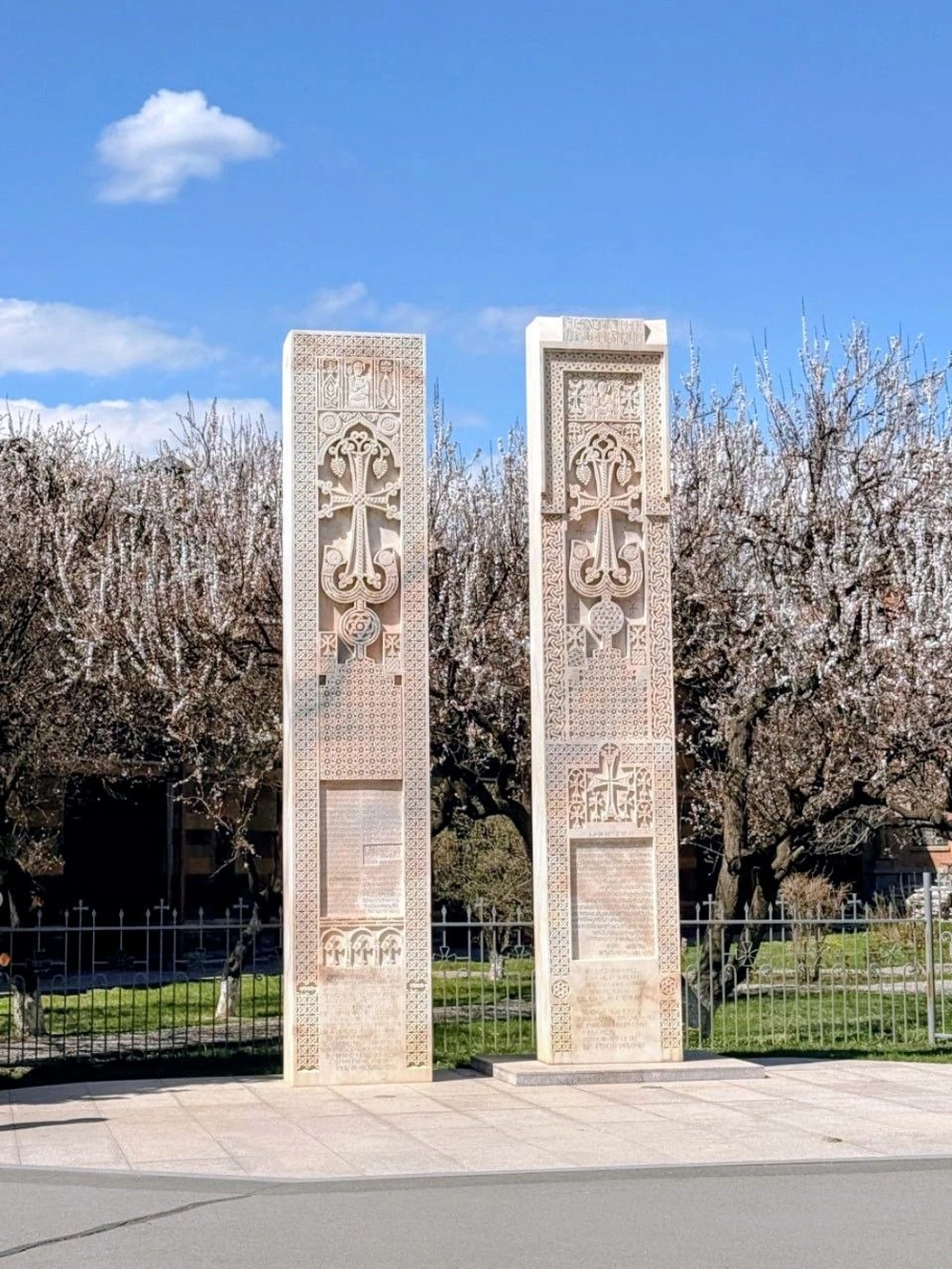 Комплекс Эчмиадзин — фото с маршрута
