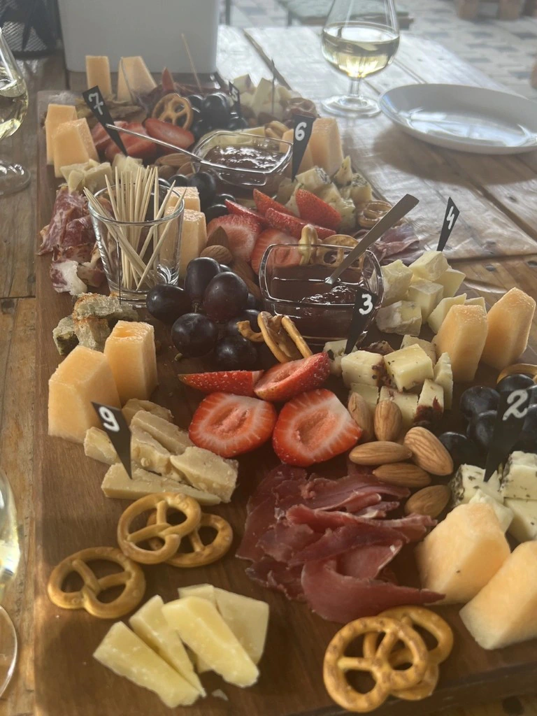 Севан — дегустация сыров и закусок